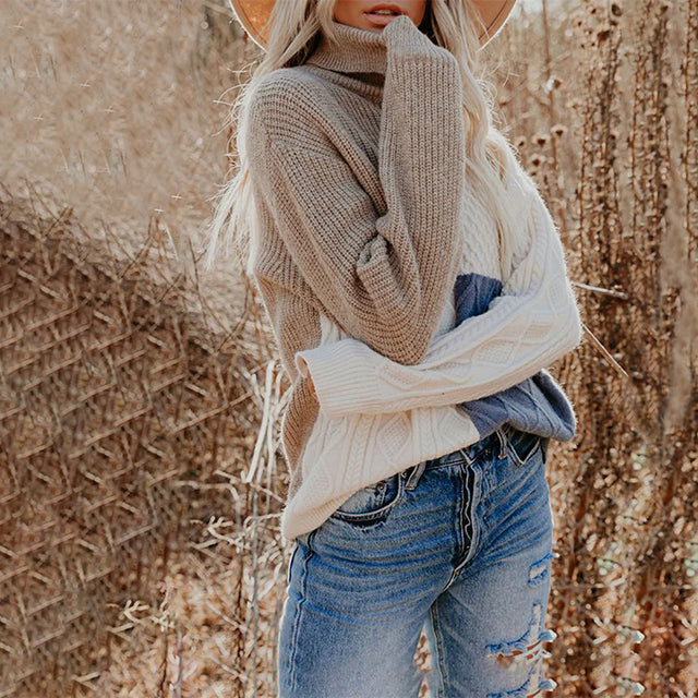 Large maglione with contrasting color