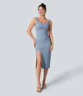 Abito midi casual aderente alla figure con spacco, corsetto senza schienale con scollatura quadrata e ruches